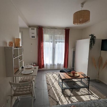 شقة Studio Rambouillet, Parc & Foret المظهر الخارجي الصورة